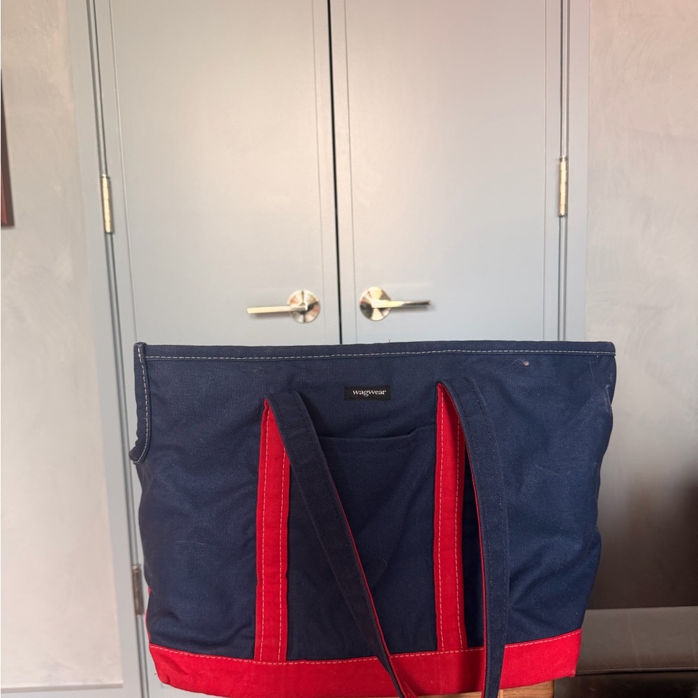 Chic Pet Carrier Tote - Blue and Red - Picture 9 of 9